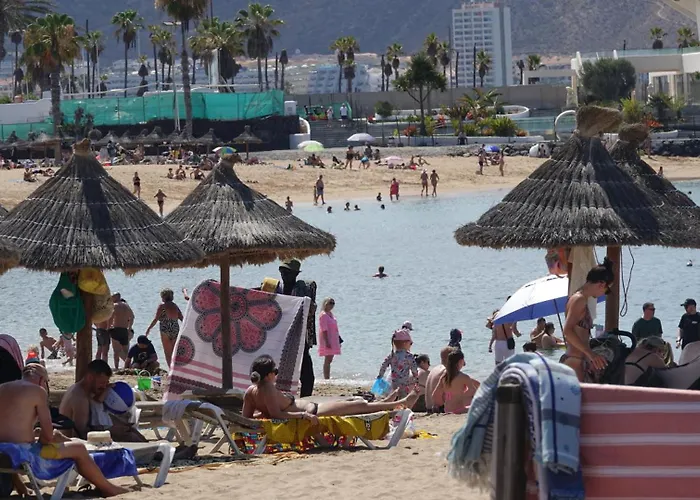 Terraza Cristianos * 阿罗纳